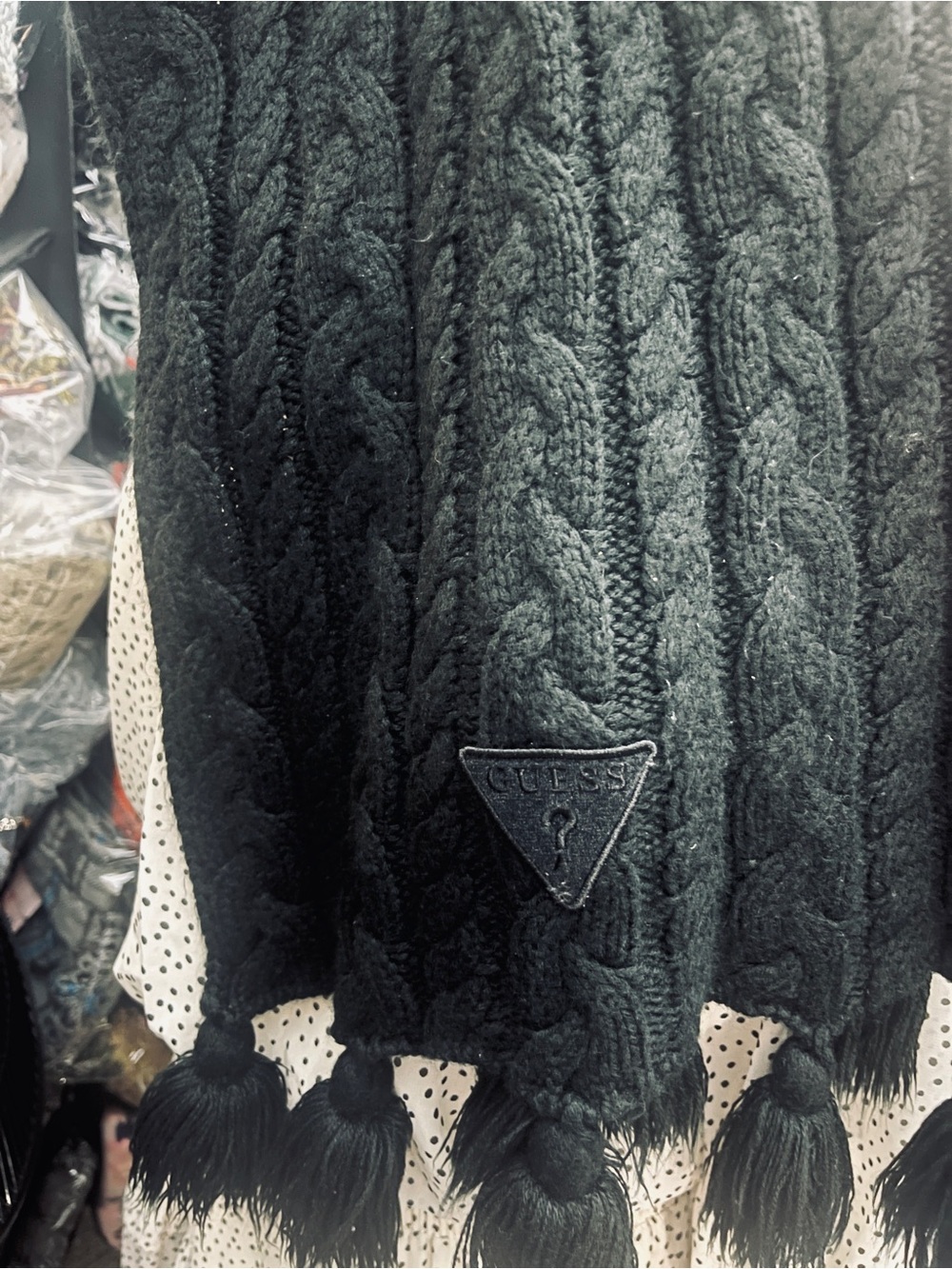GUESS Black Cable-Knit Tassel-Trim Ling Scarf Cozy warm ready for winter S214